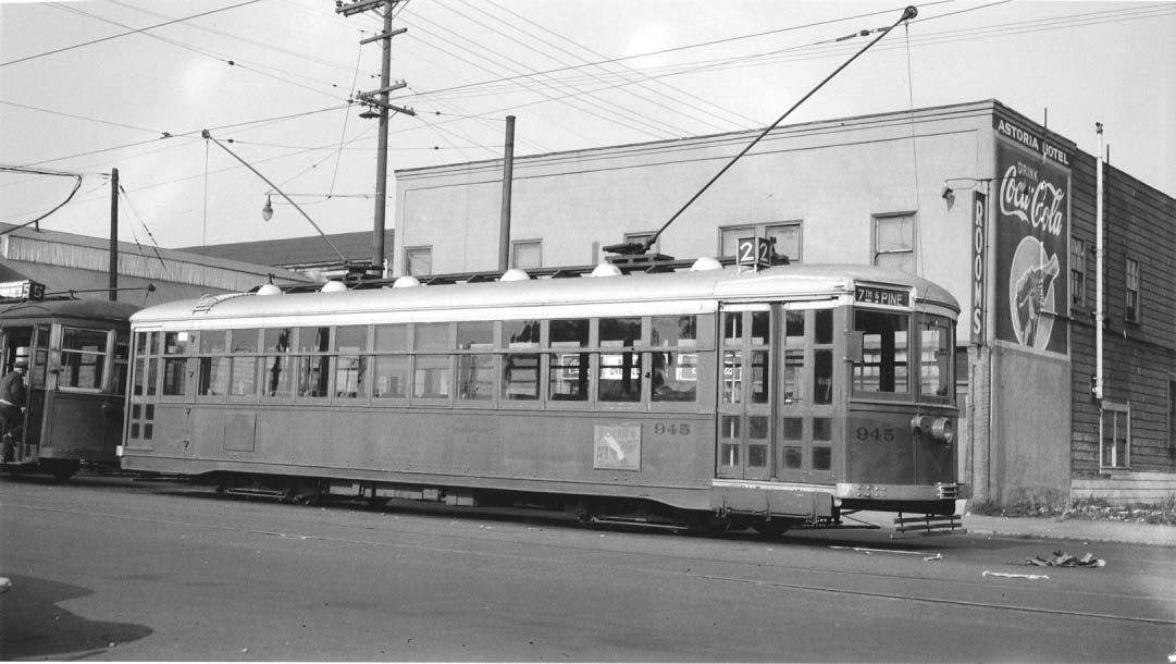 Key925_2_7thCedar
KSTL car at 7th & Cedar, Oakland, 1948. John Stashik Collection
