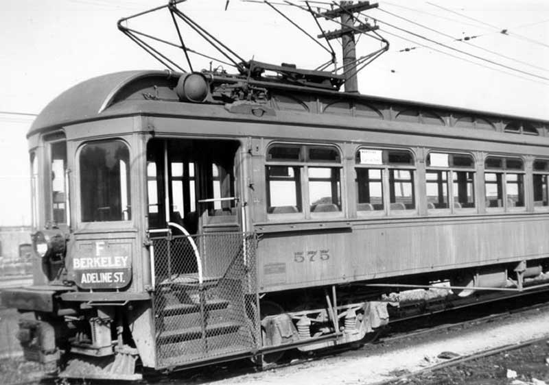 stepdetail
# 575 on the F line stored between runs at tower #2. Platform detail. Note valve next to ventilator, IFA signal is run by an arm drops and trips this valve throwing train into emergency. Has to be manually reset. J.G.Graham Collection Courtesy of the Oa

