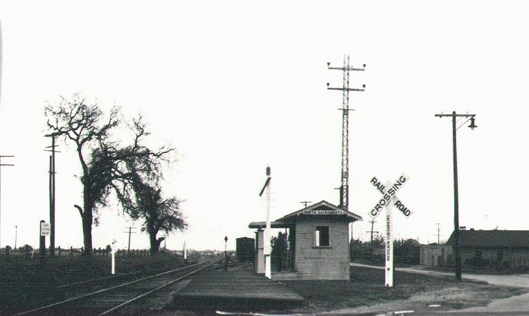 North_Sacramento
This is a view of the North Sacramento flag stop. The semaphore signal was used by passengers to flag trains.
