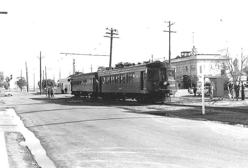 Pittsburg_1955
A view of Pittsburg in 1955. The station was located at the corner of Railroad and 8th Streets, just behind the train.
