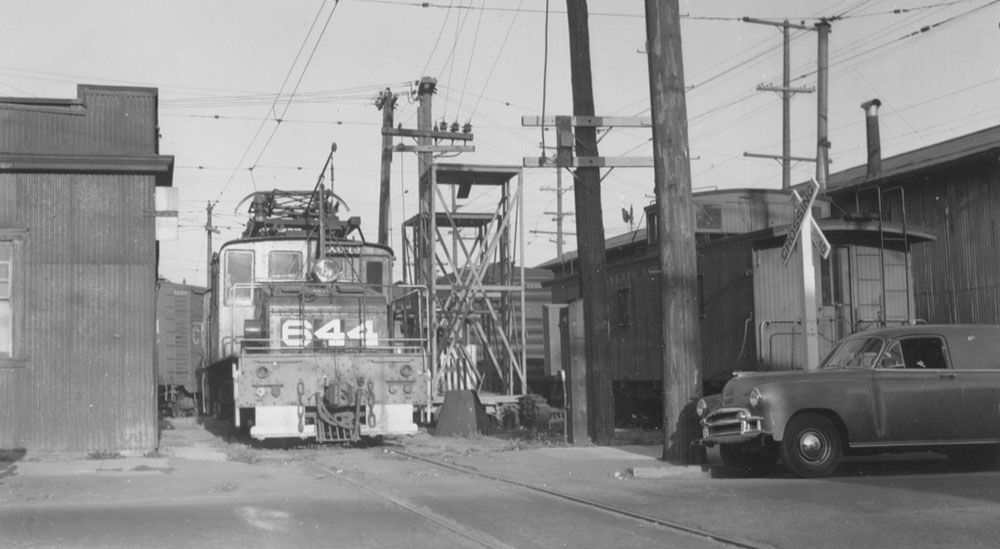 SN644
SN motor 644. This may be in Oakland. <i>Courtesy of John Stashik</i>
