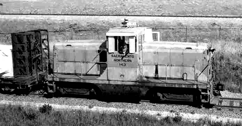SNRRfreightDiesel143
Diesel 143 next to Port Chicago Highway north of Concord on April 3, 1964. <i>Courtesy of W.T. Larkins</i>
