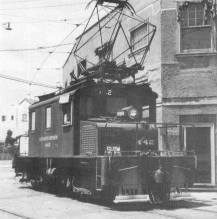 pacrailnews3_4_72b
SN #442 at 40th and Shafter shops. Pacific Rail News March 4th 1972 from the collection at the Moraga History Center

