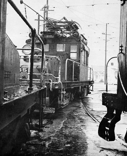 sn40bleak
Kind of a bleak photo at 40th and Shafter near the "end" of SN service. Approximately 1955.
