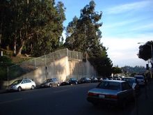 Filename=Trestle_abutment_over_Mountain_Blvd_Montclair.jpg
Filesize=137KiB
Dimensions=1280x960
Date added=May 09, 2009 Trestle_abutment_over_Mountain_Blvd_Montclair.jpg