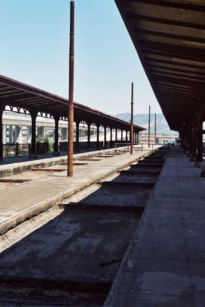17_G
Upper Red Train platform looking north Photo by Evan
