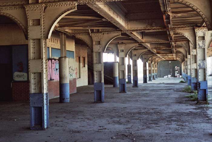 18_G
Lower main line platform looking south. Photo by Evan
