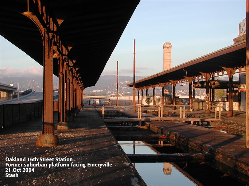 Top02
Oakland 16th St Station. Former suburban platform facing Emeryville. 10/21/04 Photo by Stash
